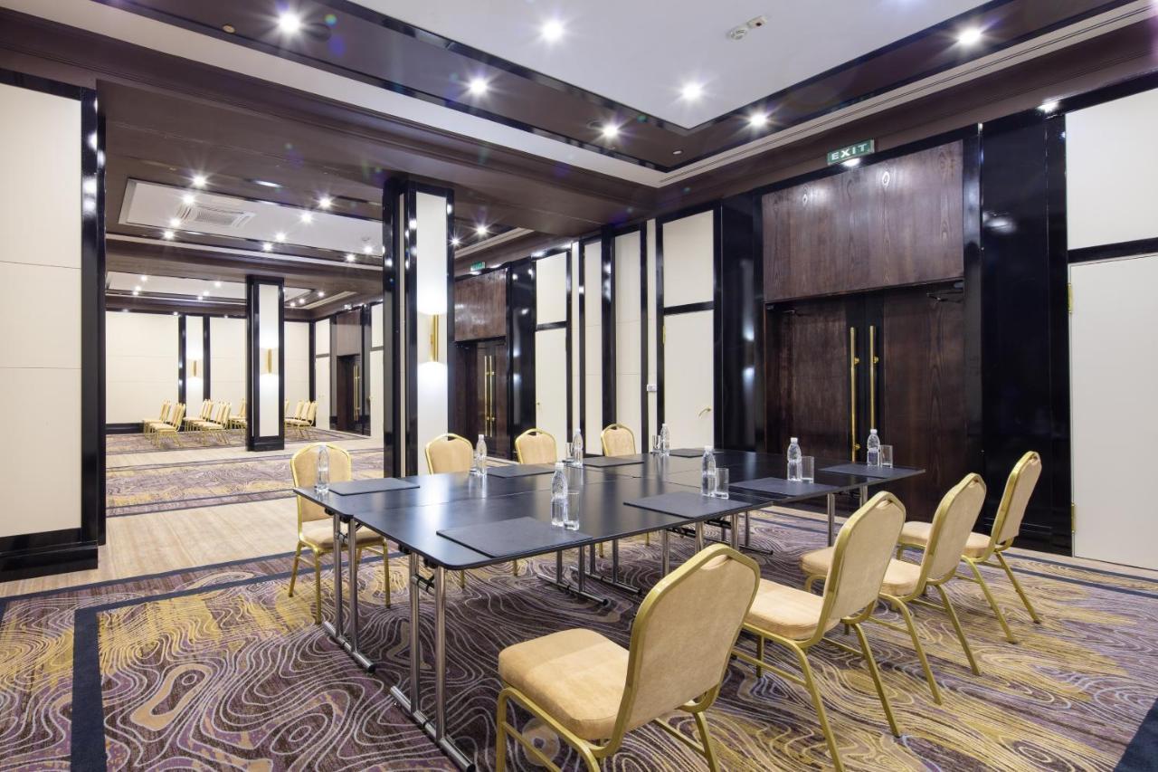 Hyatt Regency Bishkek Hotel Bagian luar foto