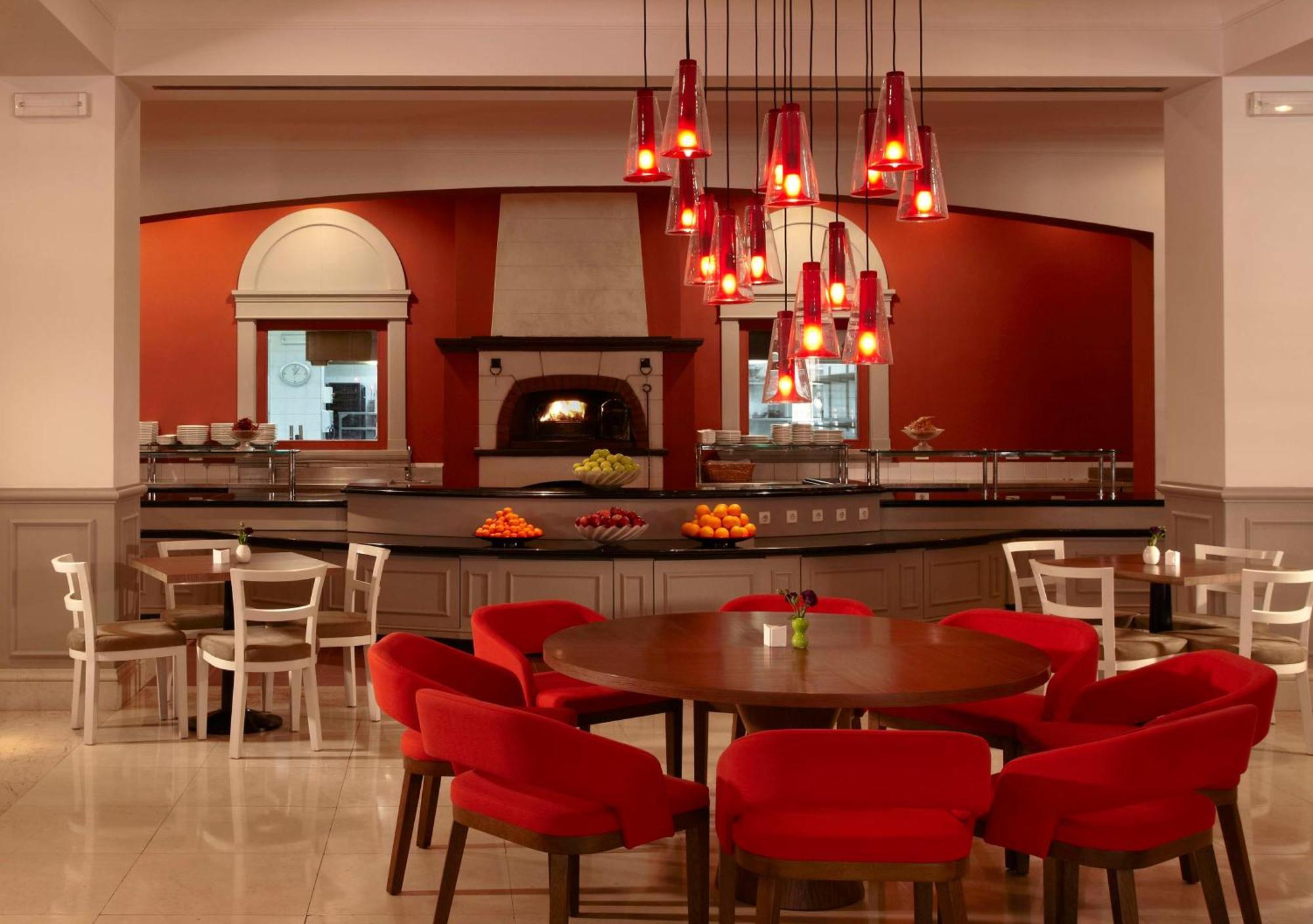 Hyatt Regency Bishkek Hotel Bagian luar foto