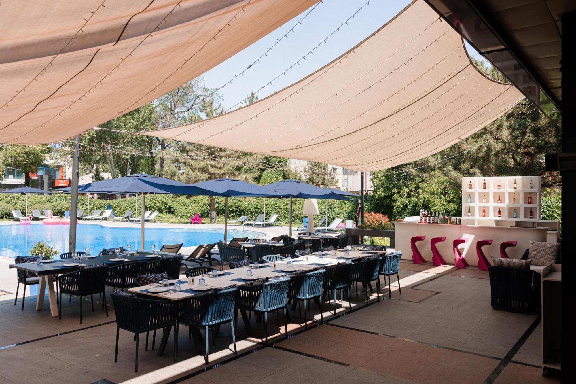 Hyatt Regency Bishkek Hotel Bagian luar foto